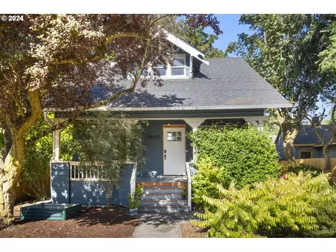 9207 N Ivanhoe St, Portland, OR 97203