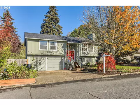 2118 NE 155th St, Vancouver, WA 98686