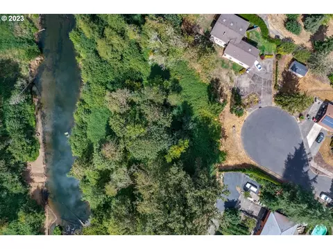 0 Chalmers, Mcminnville, OR 97128