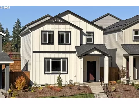16562 SW Melbourne Ln, Sherwood, OR 97140