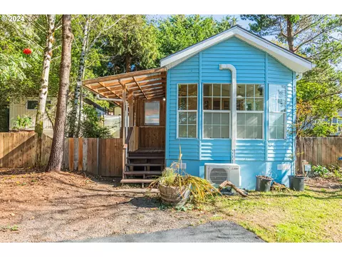 4875 N Highway 101 #65, Depoe Bay, OR 97341