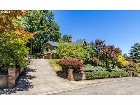 59 Constantine Pl, Eugene, OR 97405