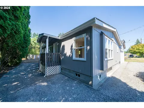 419 W Main St, Lyons, OR 97358
