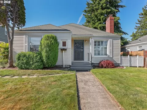 104 W 38th St, Vancouver, WA 98660