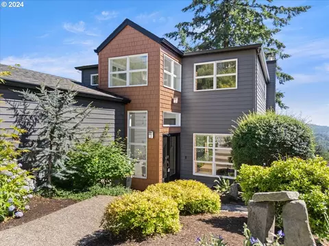 3730 SW Grover St, Portland, OR 97221