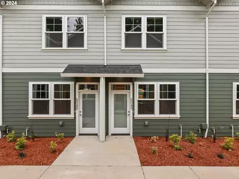 5045 NE 47th Pl, Portland, OR 97218