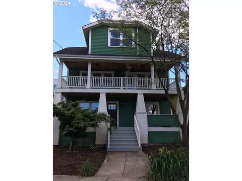 4642 SE Madison St, Portland, OR 97215