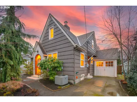 6925 N Campbell Ave, Portland, OR 97217