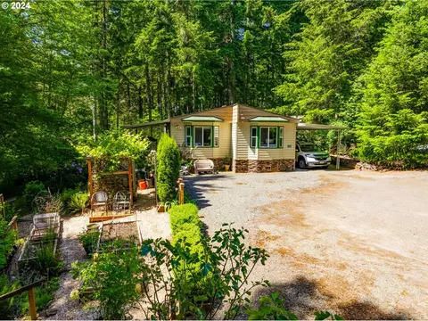 44221 Mckenzie Hwy #32, Walterville, OR 97489