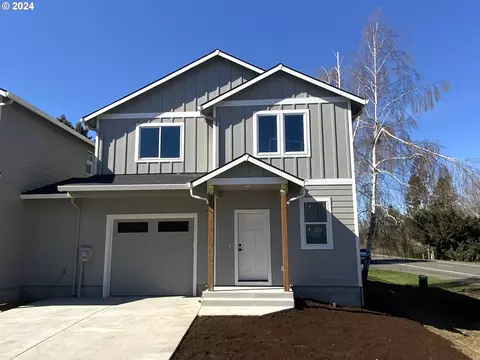 1024 SW Halsey St #A, Troutdale, OR 97060
