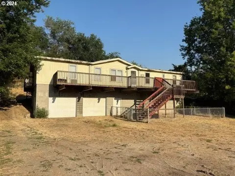 1821 SW 44th St, Pendleton, OR 97801