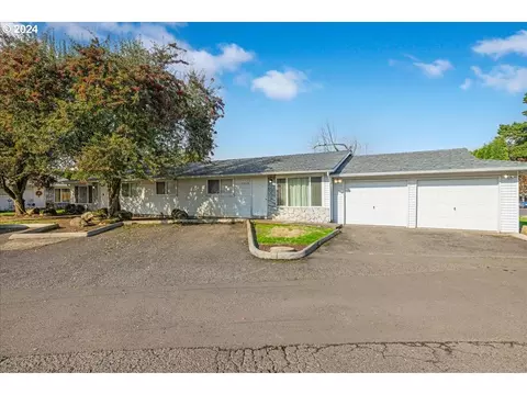 1317 NE 183rd Ave, Portland, OR 97230