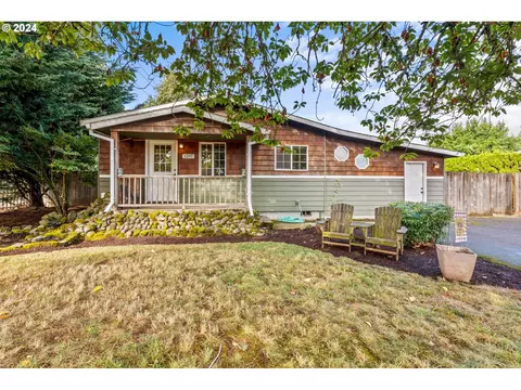 1297 S Fir St, Canby, OR 97013