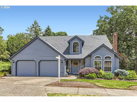 5371 Windsor Ter, West Linn, OR 97068