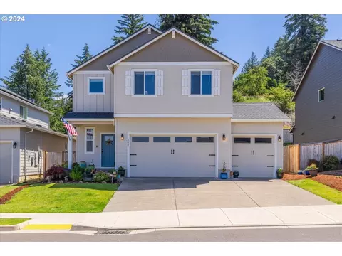 3487 NE Claire Rd, Estacada, OR 97023