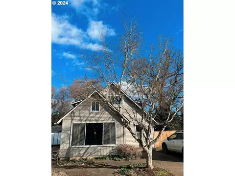 9340 Charity Ave, Salem, OR 97305