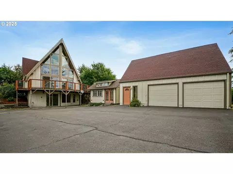 825 E Marquam St, Mount Angel, OR 97362