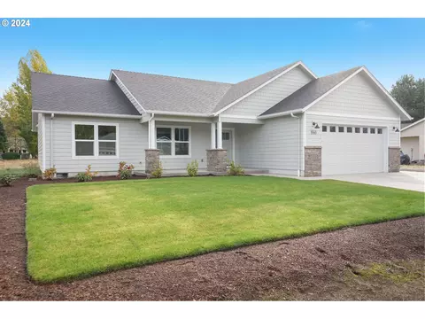 860 6th St, Lyons, OR 97358