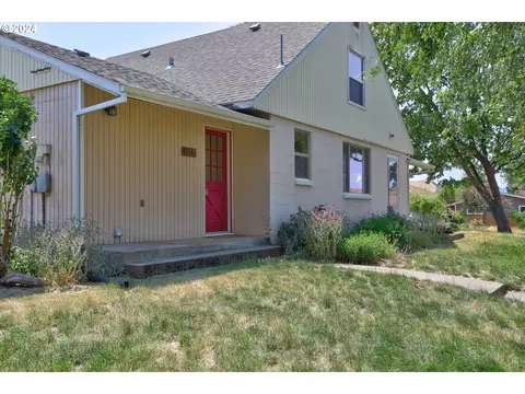 83166 Dufur Valley Rd, Dufur, OR 97021