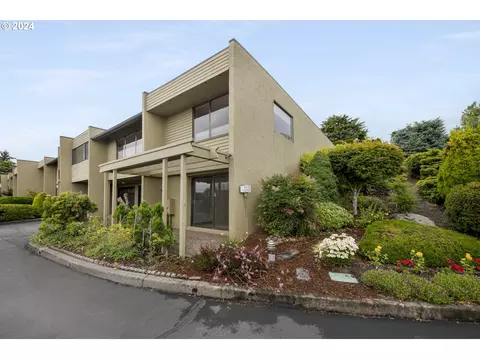 6900 SE Riverside Dr #22, Vancouver, WA 98664