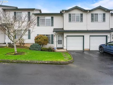 8904 NE 15th Ave #C20, Vancouver, WA 98665