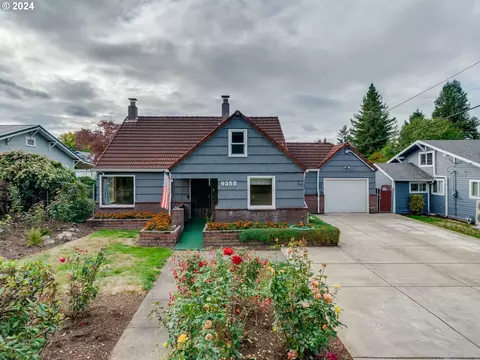 9355 SE 32nd Ave, Milwaukie, OR 97222