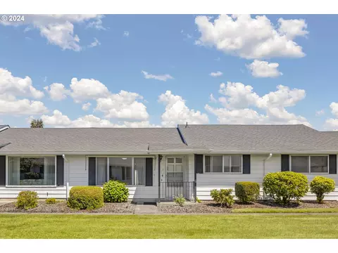 681 NE Fleming Ave #C-24, Gresham, OR 97030