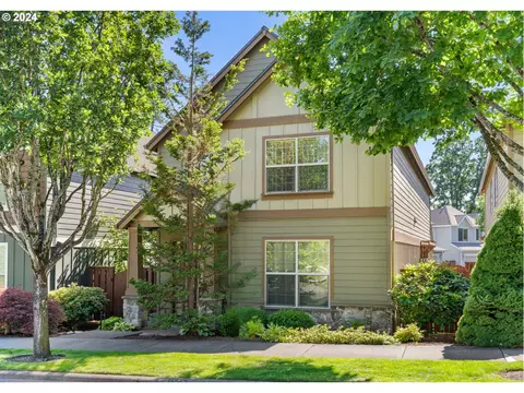 8938 SW Taylors Ferry Rd, Portland, OR 97223