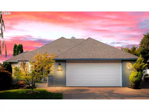 3320 SE Baypoint Dr, Vancouver, WA 98683