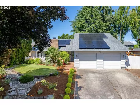15508 SE Meadow Park Dr, Vancouver, WA 98683