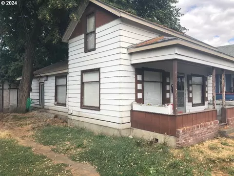 611 SW 4th St, Pendleton, OR 97801 photo 1