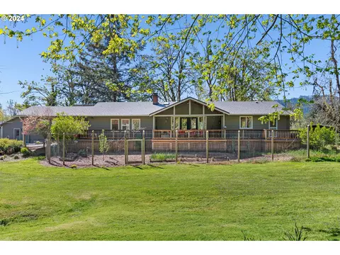 90482 Sunderman Rd, Springfield, OR 97478