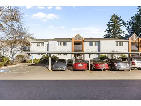 10660 SW Davies Rd #37, Beaverton, OR 97008