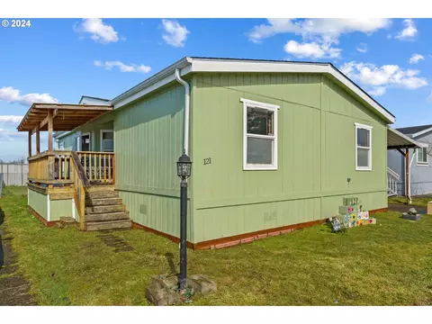 1415 S Bertelsen Rd #121, Eugene, OR 97402