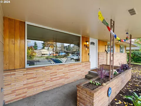 640 NE 199th Ave, Portland, OR 97230