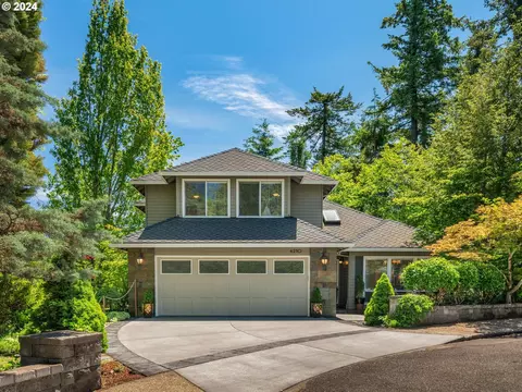 4210 SW Comus St, Portland, OR 97219