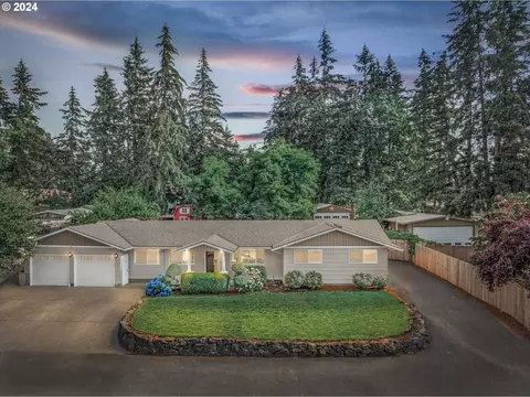 15106 Woodglen Way, Oregon City, OR 97045