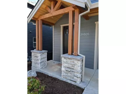39805 Pleasant St, Sandy, OR 97055 photo 1