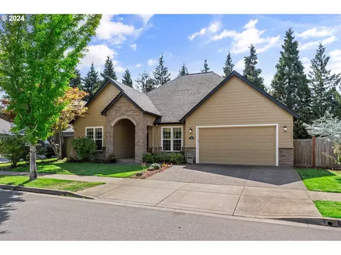 2356 Crowther Dr, Eugene, OR 97404