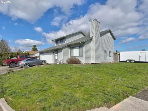 1561 NE Kennedy Ln, Hillsboro, OR 97124
