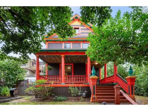 3021 NE Rodney Ave, Portland, OR 97212