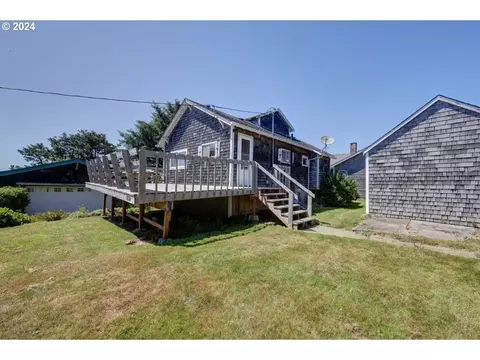 232 W Nebesna St, Cannon Beach, OR 97110