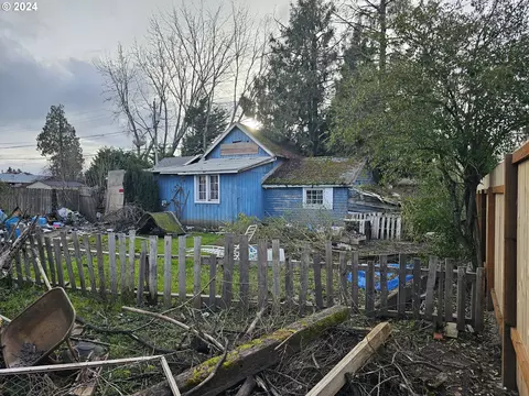 975 Deal St, Junction City, OR 97448