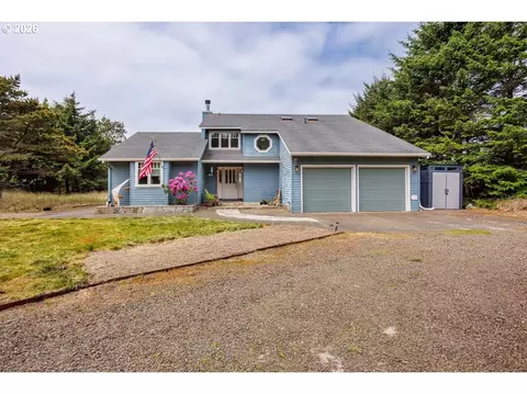 1106 168th Pl, Long Beach, WA 98631