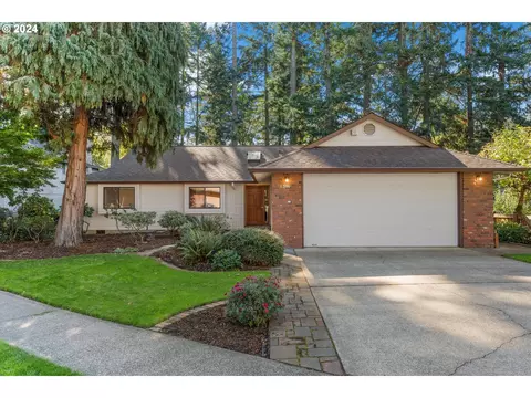 1386 NW 15th St, Gresham, OR 97030