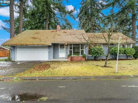 7600 SE Lounsberry Ln, Portland, OR 97206