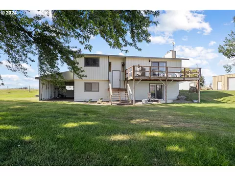 75445 Depot Ln, Irrigon, OR 97844