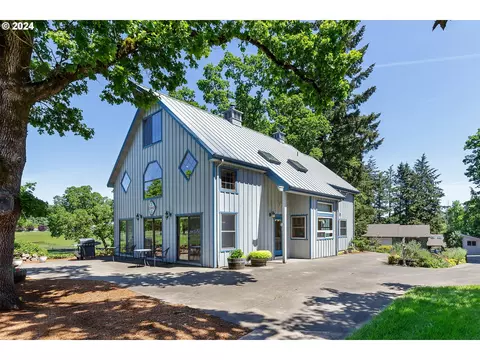 20360 S South End Rd, Oregon City, OR 97045