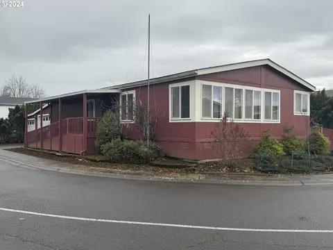 1699 N Terry St #253, Eugene, OR 97402