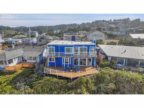 5725 NW Jetty Ave, Lincoln City, OR 97367